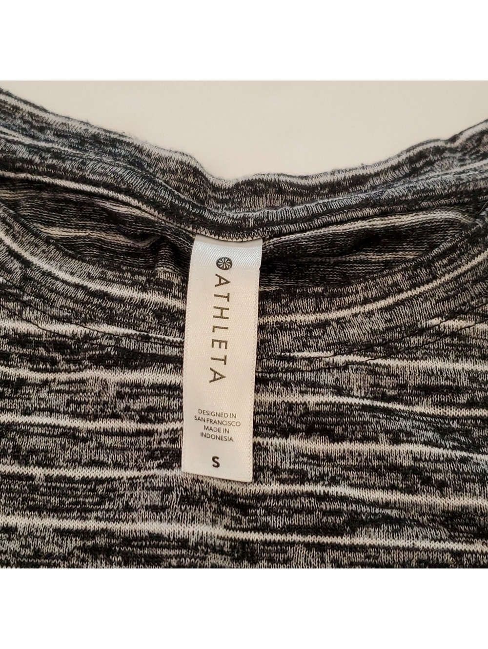 FINAL PRICE #1422 Athleta Activewear Top t546 - Picture 4 of 5